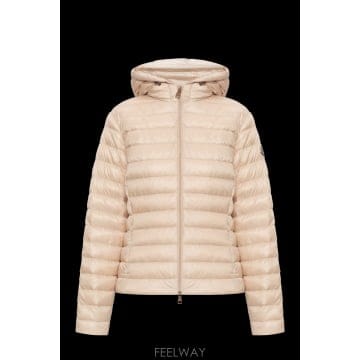 26FW Moncler Igelhood 쇼트 다운 자켓 in longue saison L20931A00092
