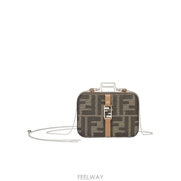 FENDI 24FW Fendi ���� Ŭ��ġ 7VA567AFBVF1HRM TP57211794224FW Fendi ���� Ŭ��ġ 7VA567AFBVF1HRM TP572117942