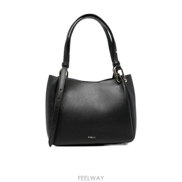 Furla 26FW FURLA NUVOLA M ��Ʈ WB02020HSF000O6000 TP57673085826FW FURLA NUVOLA M ��Ʈ WB02020HSF000O6000 TP57673085