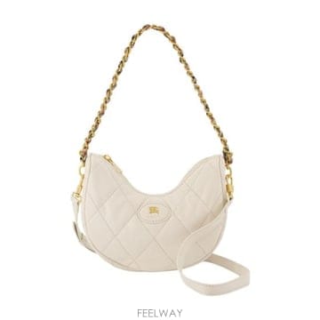 Burberry 26FW ������ ũ�ν��� 8128849 B7348 white26FW ������ ũ�ν��� 8128849 B7348 white