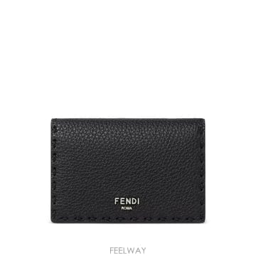 FENDI 26SS Fendi Saddlery ī�� Ȧ�� 7M0222AW2FF0R2A TP57162642926SS Fendi Saddlery ī�� Ȧ�� 7M0222AW2FF0R2A TP571626