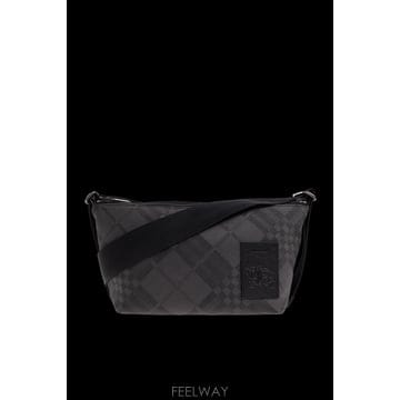 Burberry 26SS Burberry ��� �� with �ΰ� 8119584A1189BLACK TP57143228326SS Burberry ��� �� with �ΰ� 8119584A1189BLACK TP57