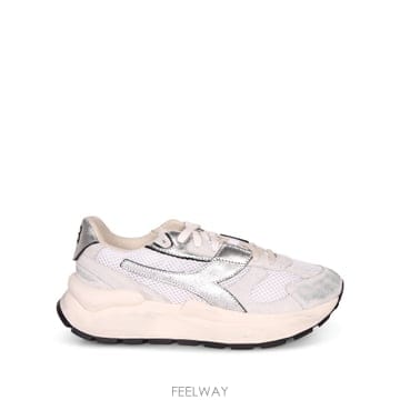 | Other Brand | 26SS DIADORA Mesh �� ���� upper  Metallic inserts  Sturdy rubbe26SS DIADORA Mesh �� ���� upper  Metallic inserts  Stu