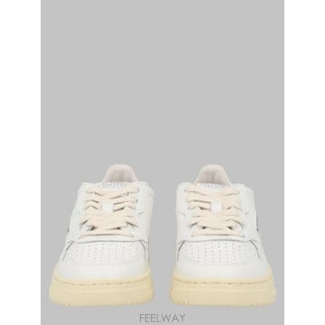 AUTRY 26FW ��Ʈ�� �޴޸���Ʈ �ο� ���� ����Ŀ�� AULW LL27 WHITE26FW ��Ʈ�� �޴޸���Ʈ �ο� ���� ����Ŀ�� AULW LL27 WH