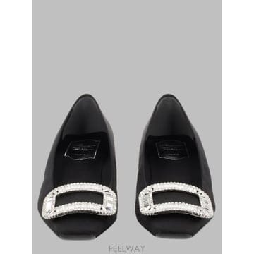 26FW 로저비비에 힐 펌프스 RVW00602220RS0 B999 BLACK