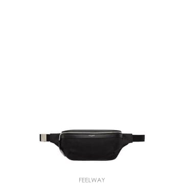Saint Laurent 26SS ���ζ� Ŭ���� �ٵ�� 557831 FAE941000 NERO26SS ���ζ� Ŭ���� �ٵ�� 557831 FAE941000 NERO
