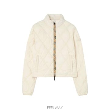 26FW 버버리 패딩 8127008 C6056 WHITE