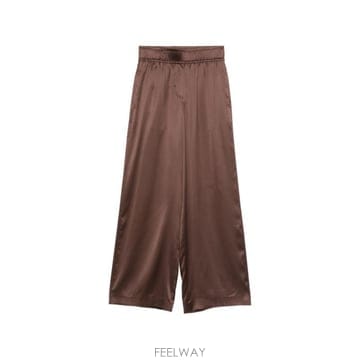 26SS 브루넬로 쿠치넬리 스트레이트 팬츠 M0C59P8942 C4280 BROWN