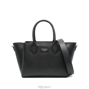Armani 26SS �������� �Ƹ����� ��Ʈ�� EW002329 AF17799MC149 BLACK26SS �������� �Ƹ����� ��Ʈ�� EW002329 AF17799MC149 BL