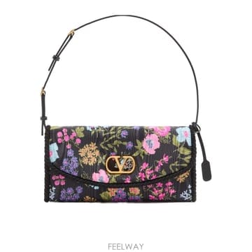 Valentino Valentino ���� Ŭ��ġ WB0T31QLZN96 TP577182311Valentino ���� Ŭ��ġ WB0T31QLZN96 TP577182311