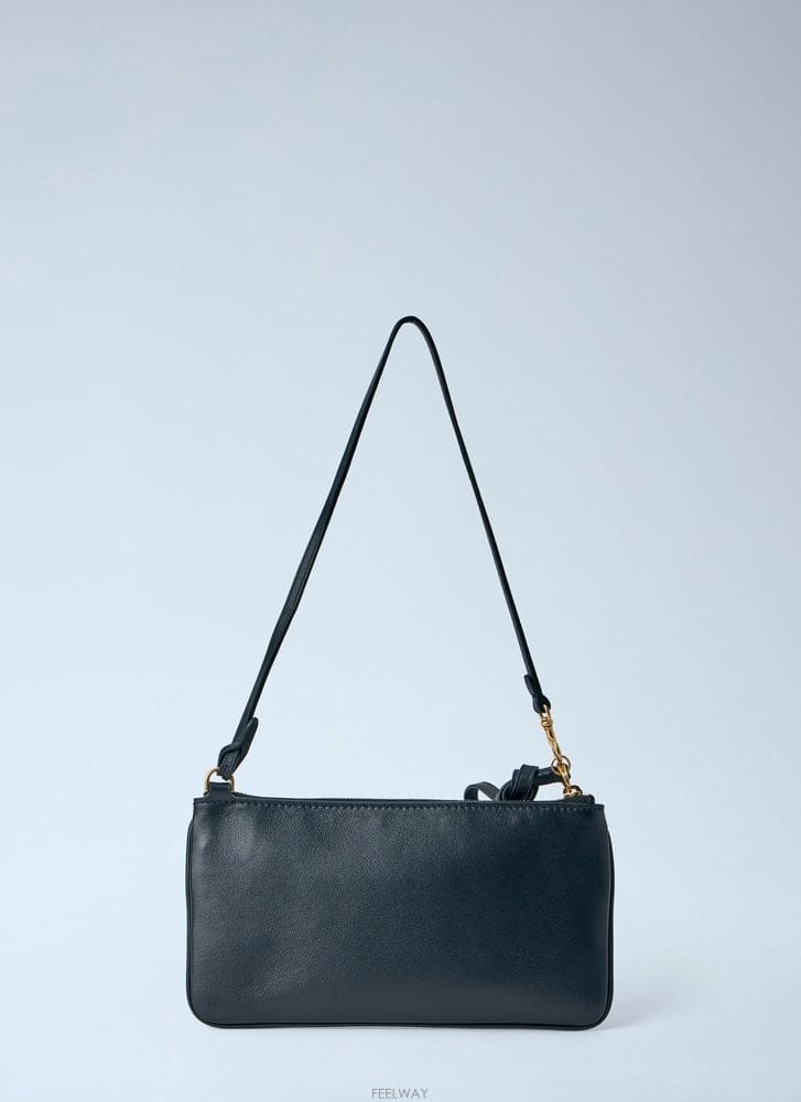 Balenciaga 26 S/S �߷��þư� �ε��� �� �Ŀ�ġ 853395 2ABKX 10 B011196197326 S/S �߷��þư� �ε��� �� �Ŀ�ġ 853395 2ABKX 10 B01