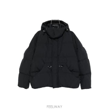 사카이 다운 자켓 패딩