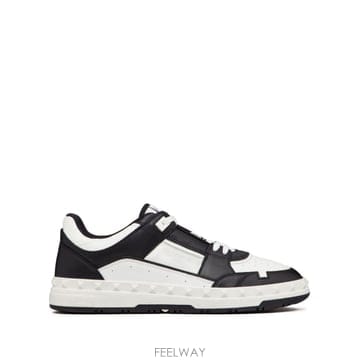 발렌티노 FREEDOTS 레더 스니커즈 YS0H43RDG0NI B0711733857