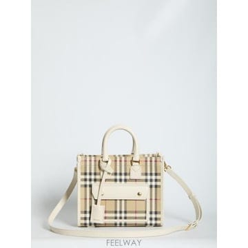Burberry 26FW ������ ��Ʈ�� 8125134 BEIGE26FW ������ ��Ʈ�� 8125134 BEIGE
