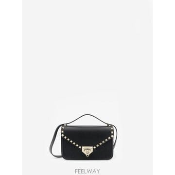 Valentino 26FW �߷�Ƽ�� ����ٴ� ũ�ν��� 9W2B0T76 BLACK26FW �߷�Ƽ�� ����ٴ� ũ�ν��� 9W2B0T76 BLACK