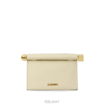 Jacquemus 26FW ��ũ���� ũ�ν��� BAW00472AC27L14 115 LIGHT IVORY26FW ��ũ���� ũ�ν��� BAW00472AC27L14 115 LIGHT IVORY