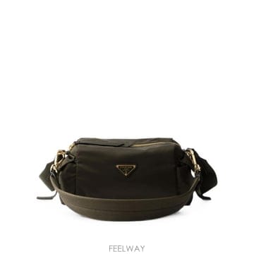 PRADA 26FW ����� ũ�ν��� 1BH232VNOO RDLN F05VI SELVA26FW ����� ũ�ν��� 1BH232VNOO RDLN F05VI SELVA