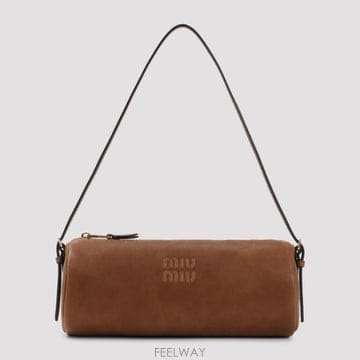 Miu Miu 26FW �̿�̿� Ŭ��ġ �Ŀ�ġ 5NE851 AEFX F0316 ROVERE26FW �̿�̿� Ŭ��ġ �Ŀ�ġ 5NE851 AEFX F0316 ROVERE