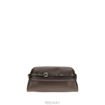 Moschino 26FW ��Ű�� Ŭ��ġ �Ŀ�ġ MC4018PP1POA0 301 BROWN26FW ��Ű�� Ŭ��ġ �Ŀ�ġ MC4018PP1POA0 301 BROWN