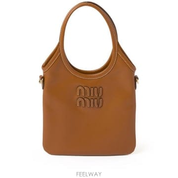 Miu Miu 26FW �̿�̿� ���̺� ���� �̴� �ڵ�� 5BA2812CRW V OLNF004626FW �̿�̿� ���̺� ���� �̴� �ڵ�� 5BA2812CRW V OLN