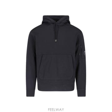 CP company 26FW ���� ���۴� �ĵ� Ƽ���� RCCMSS714M 005086W 999 Black26FW ���� ���۴� �ĵ� Ƽ���� RCCMSS714M 005086W 999 Bl
