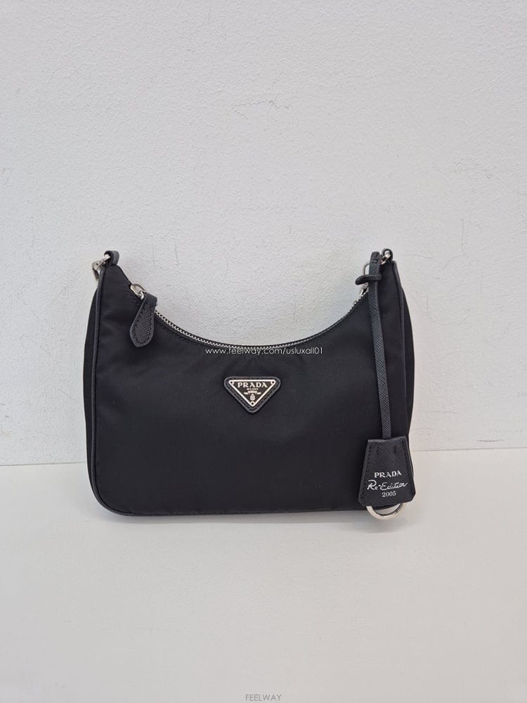 PRADA [�߰���ǰ ������ �����] ����� ������� 2005 �����Ϸ� ȣ���� 1BH204[�߰���ǰ ������ �����] ����� ������� 2005 �����Ϸ�