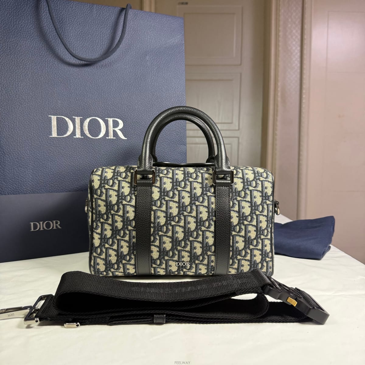 DIOR [Ǯ����,23��/��������]��� ������ũ ��ī�� ���� 26 ��Ʈ ��� ũ�ν��� 1ADDU114YKY-H27E[Ǯ����,23��/��������]��� ������ũ ��ī�� ���� 26 ��