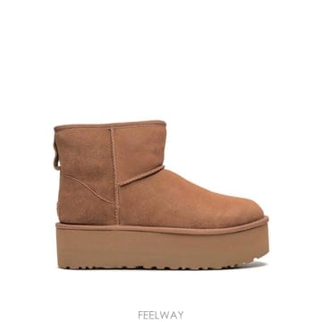 UGG 25FW Ugg Ŭ���� �̴� Platform 1134991097CHESTNUT TP57568910125FW Ugg Ŭ���� �̴� Platform 1134991097CHESTNUT TP575