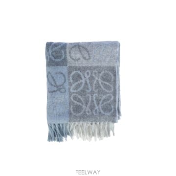 Loewe Loewe SCIARPE   FOULARD F810487X175102 TP572481953Loewe SCIARPE   FOULARD F810487X175102 TP572481953