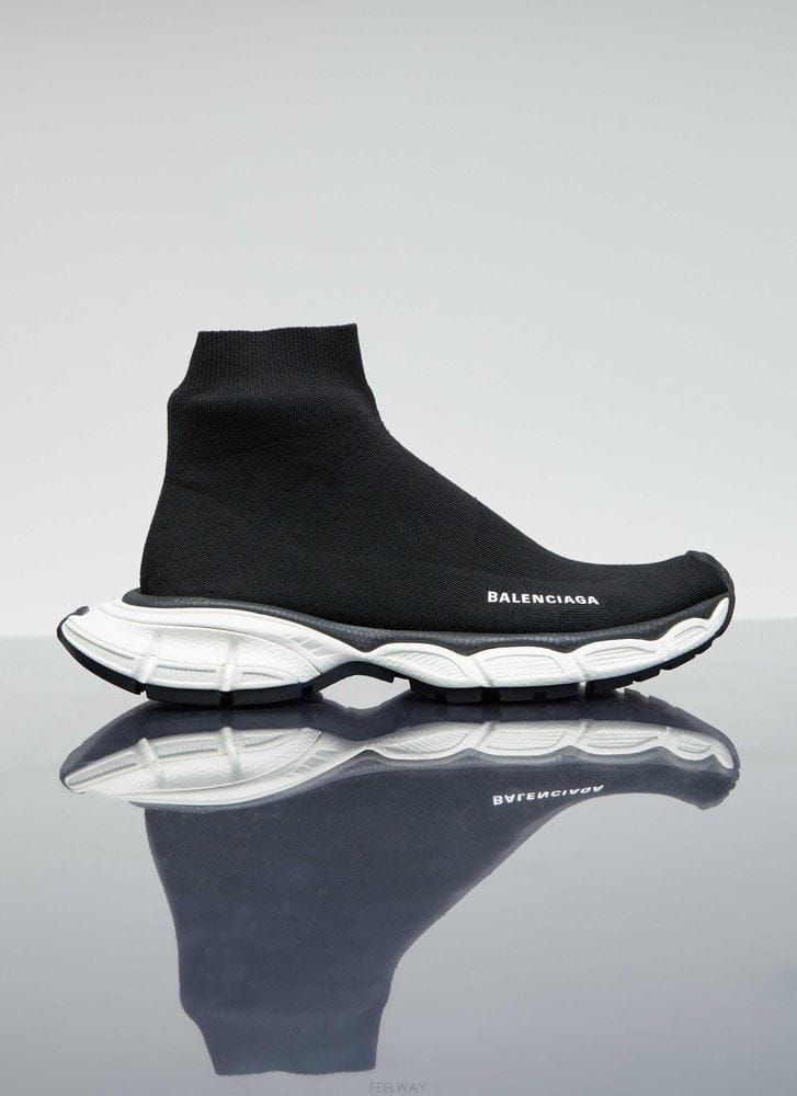 Balenciaga 24 S/S �߷��þư� 3XL ��Ʈ �縻 ����Ŀ�� 758429 W2D B011101328224 S/S �߷��þư� 3XL ��Ʈ �縻 ����Ŀ�� 758429 W2D B0