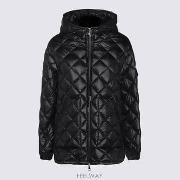 Moncler 24FW Moncler Light ���� with �ĵ� �� padding J20932F00011595ZZ99924FW Moncler Light ���� with �ĵ� �� padding J20932F00