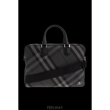 Burberry 26SS Burberry Grid �긮�� ���̽� 8116532A2560CHARCOAL TP57149757026SS Burberry Grid �긮�� ���̽� 8116532A2560CHARCOAL 
