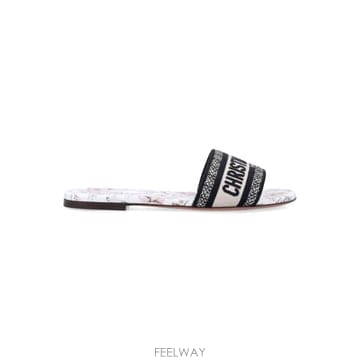 DIOR 26SS ũ����î   Dway slides in embroidered ��ư with Rose des Vent26SS ũ����î   Dway slides in embroidered ��ư with R