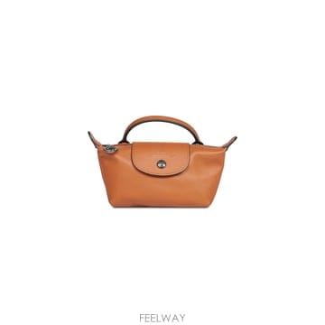 Longchamp LONGCHAMP �Ŀ�ġ Le Pliage Xtra XS in Cashew colour 34205987M19LONGCHAMP �Ŀ�ġ Le Pliage Xtra XS in Cashew colour 34