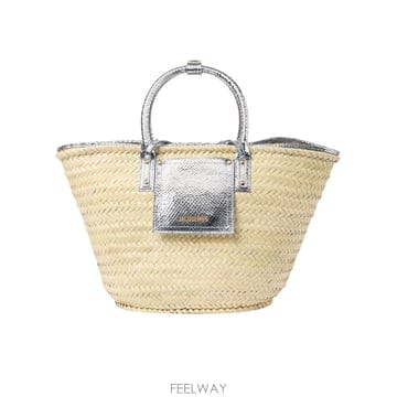 Jacquemus 26SS ��ũ���� ���� �ڵ�� BAW00045AC05A04980 TP57717832526SS ��ũ���� ���� �ڵ�� BAW00045AC05A04980 TP5771783