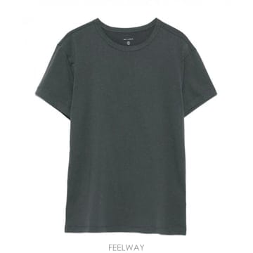 | Other Brand | 25FW ���ǽ����׶� ���� T ���� DLCWTEE203FADEDBLACK TP57839376725FW ���ǽ����׶� ���� T ���� DLCWTEE203FADEDBLACK TP5