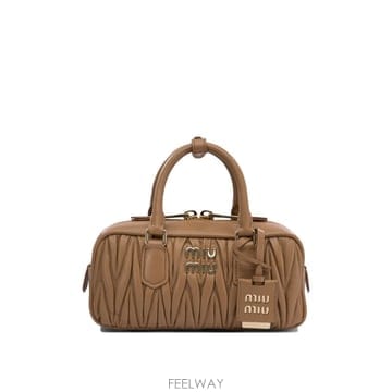 Miu Miu 26SS �̿�̿� Arcadie ���� �ڵ�� 5BB142AN88F098LVOON TP57749393526SS �̿�̿� Arcadie ���� �ڵ�� 5BB142AN88F098LVOON 