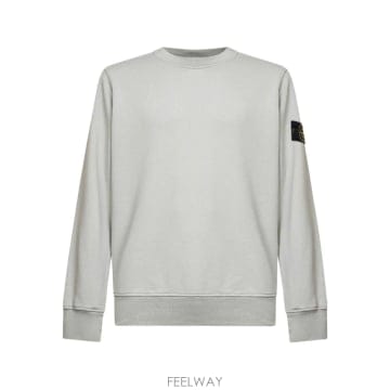 Stone Island 26SS ������Ϸ��� ����Ʈ ��ư  Relaxed ��  Iconic �ΰ� on the sleeve  610026SS ������Ϸ��� ����Ʈ ��ư  Relaxed ��  Iconic �ΰ�