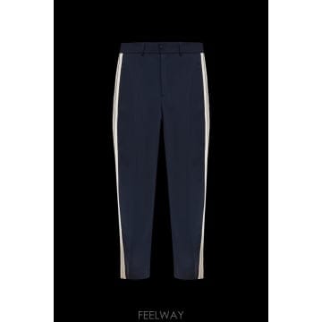 Moncler 26FW Moncler Trousers with side stripes L20912A00017599LT77826FW Moncler Trousers with side stripes L20912A0001759
