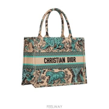 DIOR 24FW ũ����î  ���� �ڵ�� M1296ZEGOM51E TP57357930124FW ũ����î  ���� �ڵ�� M1296ZEGOM51E TP573579301