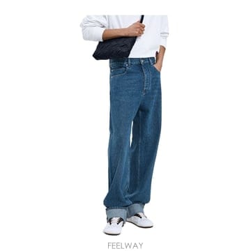 Bottega Veneta 26SS ���װ�����Ÿ ���̵� ���� cuffed jeans in �̵�� wash indigo ���� 86156326SS ���װ�����Ÿ ���̵� ���� cuffed jeans in �̵�� w