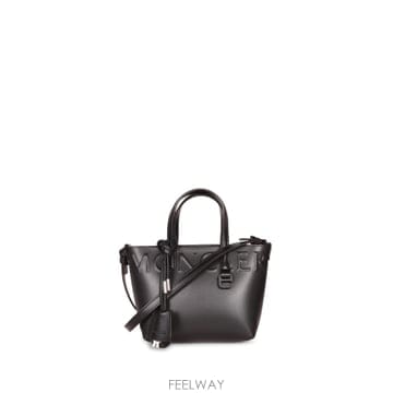 Moncler 26SS Moncler Smooth ����  Removable ��� strap  Magnetic closure26SS Moncler Smooth ����  Removable ��� strap  Magnet