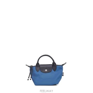 Longchamp 26SS LONGCHAMP Durable nylon, ���� details, snap closure  L15026SS LONGCHAMP Durable nylon, ���� details, snap closu