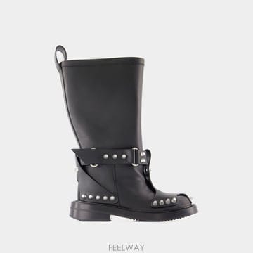 Alexander Wang 24FW �˷������ ���� ���� 30424B027 TP57570992024FW �˷������ ���� ���� 30424B027 TP575709920