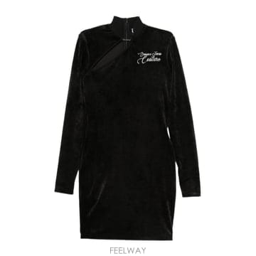 Versace 25FW ������ü ���� ������Ʈ 79HAO9A1J0241899 TP57316747725FW ������ü ���� ������Ʈ 79HAO9A1J0241899 TP5731674
