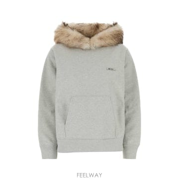 PRADA 26SS ����� Light grey ��ư ����Ʈ ���� 134723SOOO18NHF0684 TP5774815026SS ����� Light grey ��ư ����Ʈ ���� 134723SOOO18NH