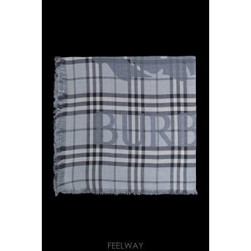 Burberry 26FW Burberry ��ī�� with �ΰ� 8127309C3263BANKBLUE TP57653519226FW Burberry ��ī�� with �ΰ� 8127309C3263BANKBLUE TP