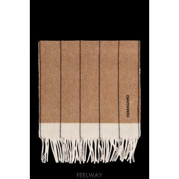 Ferragamo 26FW ����䷹ ��󰡸� ��ī�� with fringes 520059SRHERRINGES750573CAMEL26FW ����䷹ ��󰡸� ��ī�� with fringes 520059SRHER