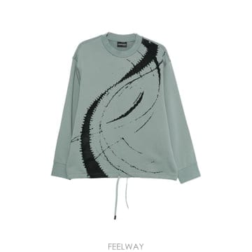 Armani 26SS �������� �Ƹ����� ��ư ũ��� Sweathisrt EM004862AF13713U9170 TP570526SS �������� �Ƹ����� ��ư ũ��� Sweathisrt EM004862