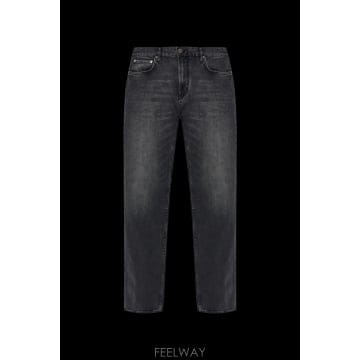 Armani 26FW �������� �Ƹ����� Jeans with tapered legs EM000763AF29076M800126FW �������� �Ƹ����� Jeans with tapered legs EM00076
